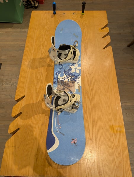 5150 Empress Mini 138cm Snowboard | 5150 Jr Bindings