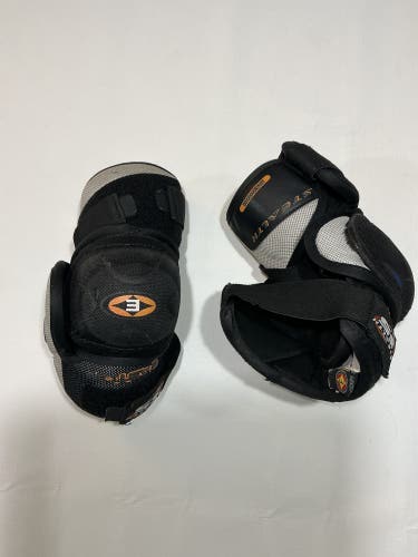 Intermediate Medium Easton Stealth Elbow Pads (Used)