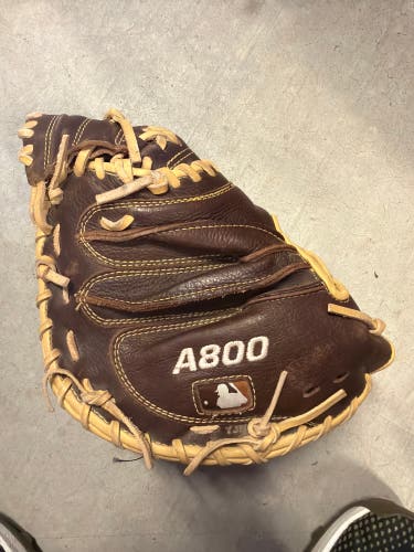 Wilson A800 RH Catcher's Baseball Glove 34" (Used)