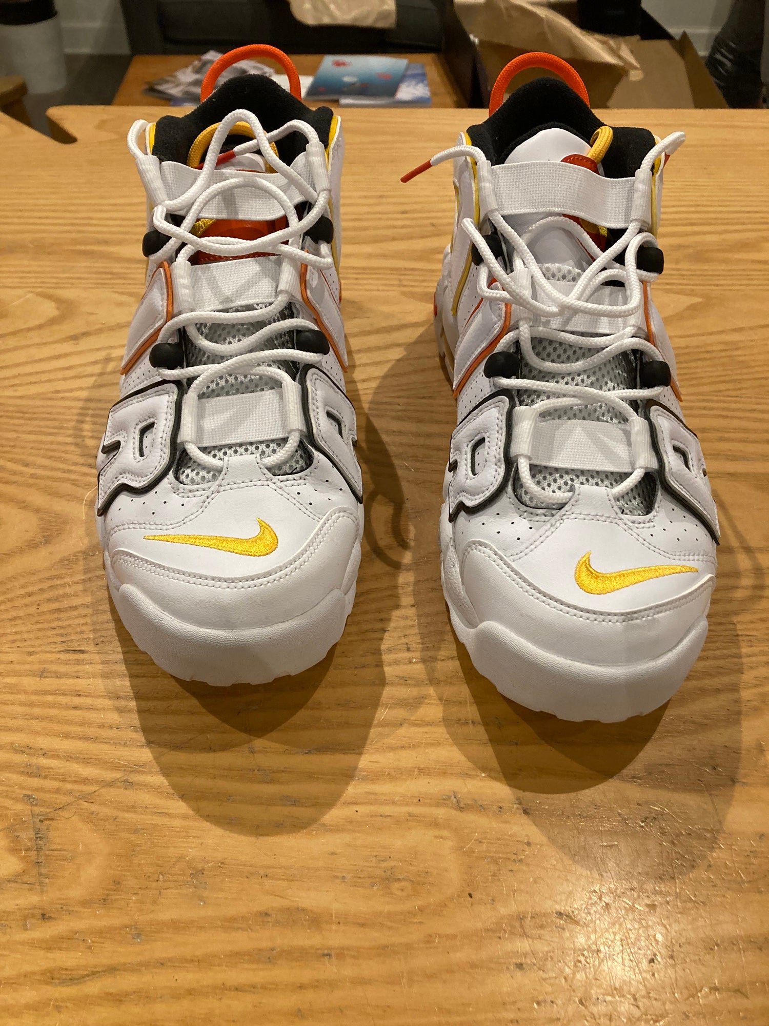 NIKE AIR MORE UPTEMPO 