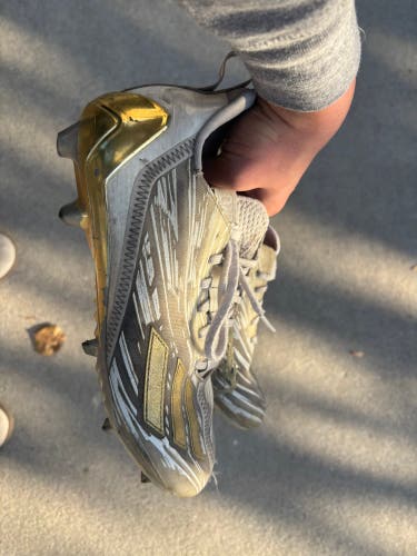 Unisex Size M 8.0 (W 9.0) Adidas adizero Low Top Turf Cleats (Used)