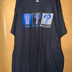 Majestic MLB Philadelphia Phillies Graphic Baseball T Shirt Men’s Size XL New With Tags