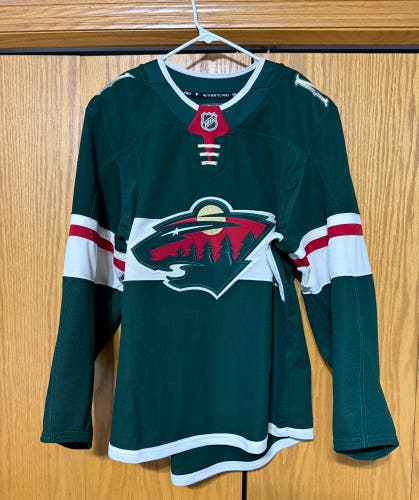Green Size 50 Men's Jersey (Used)