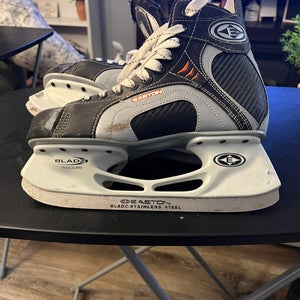 Easton Synergy 200 Hockey Skates Regular Width 7 (Used)