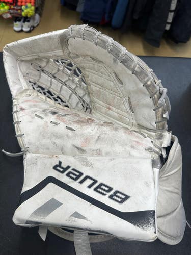 Bauer Supreme One.5 Regular Hockey Goalie Glove-Used
