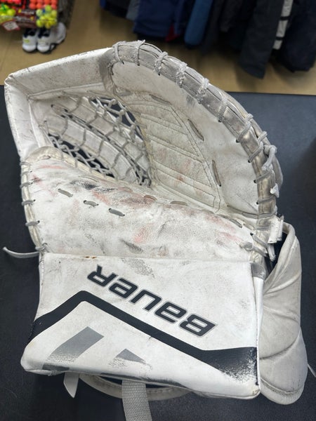 Bauer Supreme One.5 Regular Hockey Goalie Glove-Used
