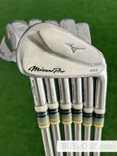 Mizuno Pro 225 Forged Iron Set 5-P / Project X 6.5 Extra Stiff