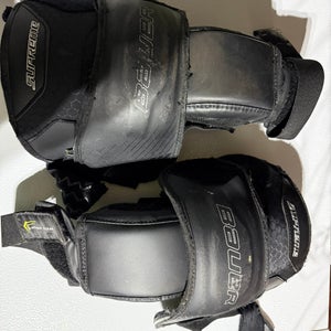 Bauer Supreme (Used) - jr knee pads