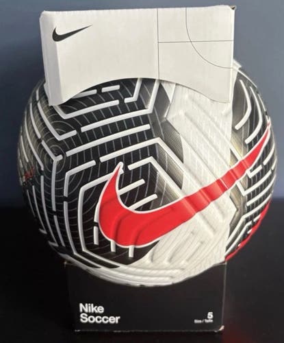 NEW Nike Flight FIFA Pro AerowSculpt ACC Match Soccer Ball Sz 5 FB2902