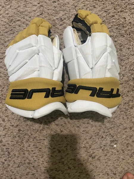 True Catalyst 9X Pro Gloves 14" Pro Stock (Used)