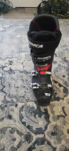 Mondo 27 & 27.5 Men's Nordica All Mountain Cruise Ski Boots Stiff Flex (Used)