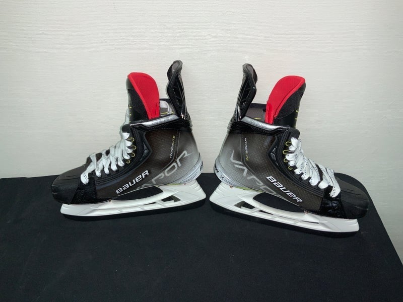Senior New Bauer Vapor Hyperlite Hockey Skates Regular Width 8