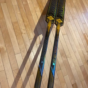 2 Pack New True Hzrdus 9x4 Goalie Stick Bussi 25.5” Full Right