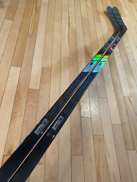 2 Pack New CCM Tacks XF Pro Smith P28M 100 Flex