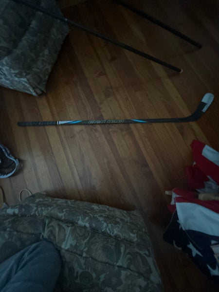 Intermediate Bauer Nexus Tracer Left Hand Hockey Stick P92 65 Flex (New)