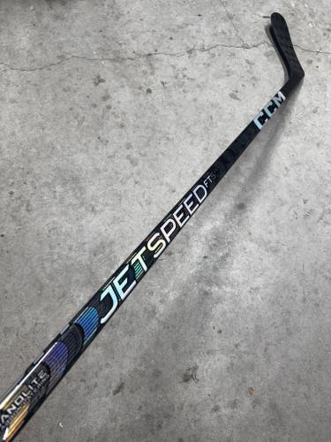 80 Flex P29 Senior CCM JetSpeed FT5 Pro Left Hand Hockey Stick Pro Stock NHL (New)