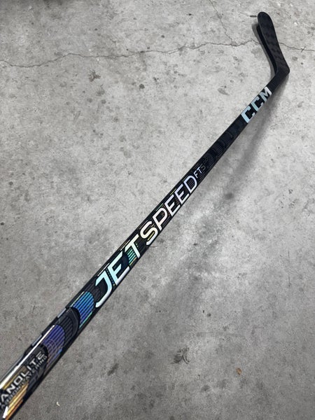 80 Flex P29 Senior CCM JetSpeed FT5 Pro Left Hand Hockey Stick Pro Stock NHL (New)