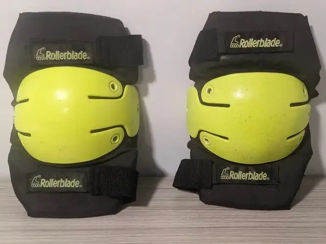 Used Rollerblade Knee Pads