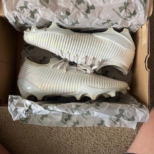 Men's Size 13.0 (W 14.0) Under Armour Blur Pro Low Top Molded Cleats (Used)