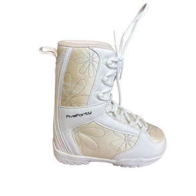 Used 540 LULU GIRL Girls Snowboard Boots White Junior 04 11406-S000107870
