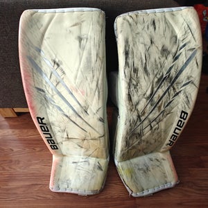 33" Bauer Vapor Hyperlite Goalie Leg Pads (Used)