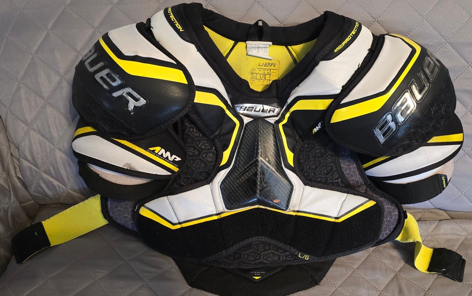 Men's Large Senior Bauer Supreme 2S Pro Shoulder Pads (Used)