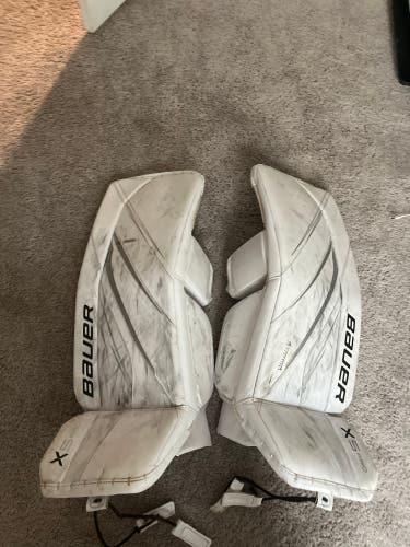 Large Bauer Vapor X5 Pro Goalie Leg Pads (Used)