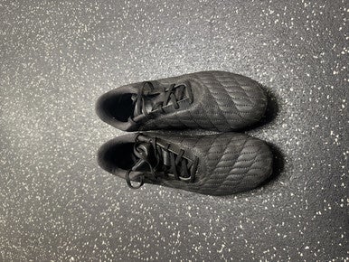 Used Under Armour Soccer Cleats Black Senior 6 11849-S000034360