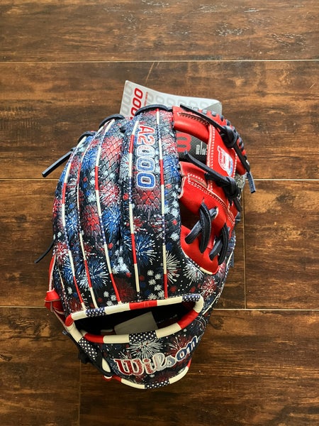 Wilson A2000 1975 11.75 Glove GOTM July 2025