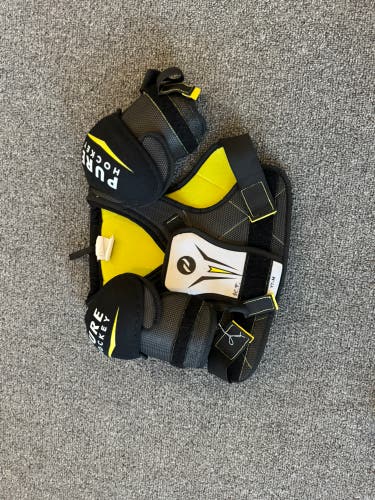 Medium Youth Pure Hockey Shoulder Pads (Used)