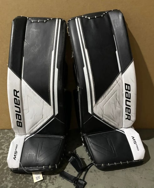 Bauer Supreme M5 Pro Goalie Leg Pads | Intermediate 31"