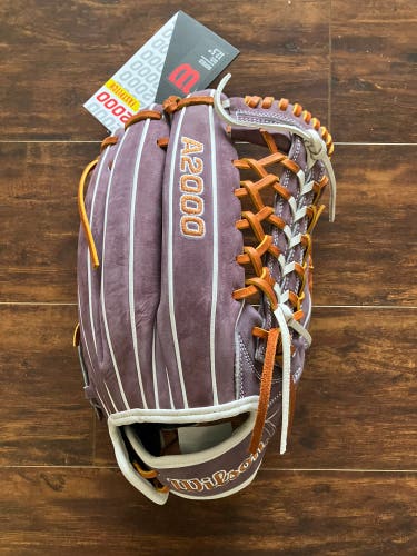 Wilson A2000 T125 12.5 Glove
