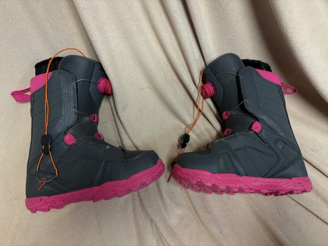 Women's Size 10 Thirty Two STW BOA Snowboard Boots All Mountain (Used)