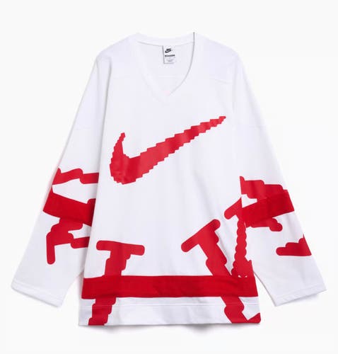 Nike Sportswear Club Oversized White Hockey Jersey Sweater HV1137-100 Men’s Sz M
New With Tags
Emb