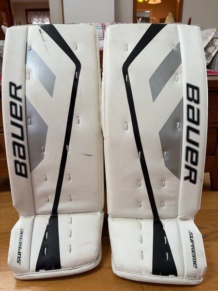 32" Bauer Supreme One.5 Goalie Leg Pads (Used)