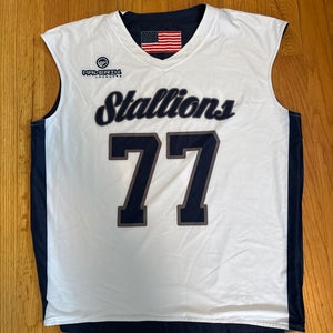 White and Navy Reversible Medium/Large Men's Stallions Lacrosse Maverik Jersey (New)