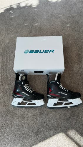 2024 Bauer Supreme Shadow Hockey Skates 8 (Used)