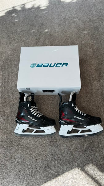 2024 Bauer Supreme Shadow Hockey Skates 8 (Used)