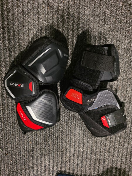 Senior Medium Bauer Vapor 3X Pro Elbow Pads (Used)