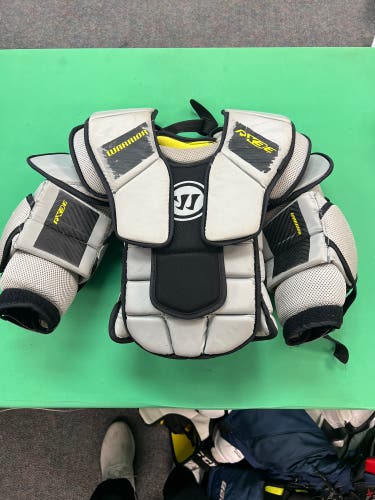 Warrior RX3E+ Goalie Chest Protector | Junior L/XL