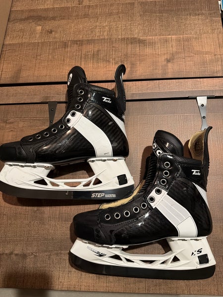 2024 CCM Tacks XF Pro Hockey Skates Regular Width 6 (Used)