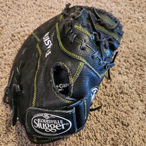 Louisville Slugger RH First Base Zephyr Series Softball Glove 13" Excellent Condition