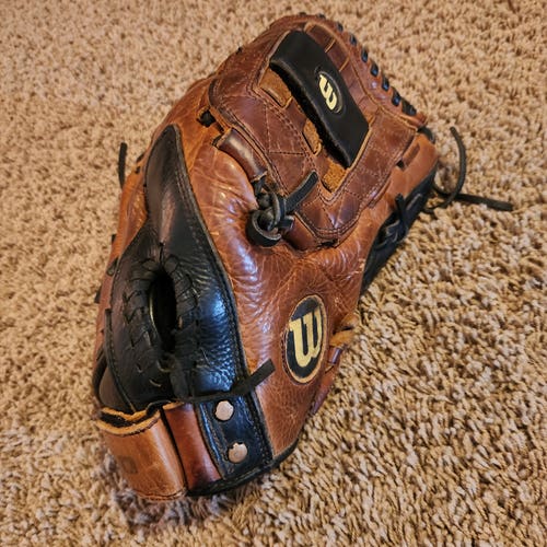 Wilson RH A700 exclusive ecco leather Baseball Glove 12.5" Game Ready