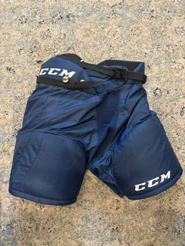 Youth Medium CCM Hockey Pants (Used)