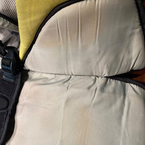 Large/Extra Large Warrior RX3E+ Goalie Chest Protector (Used)