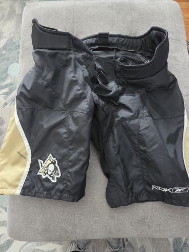Black Medium Reebok PP9K Pant Shell Pro Stock (Used)