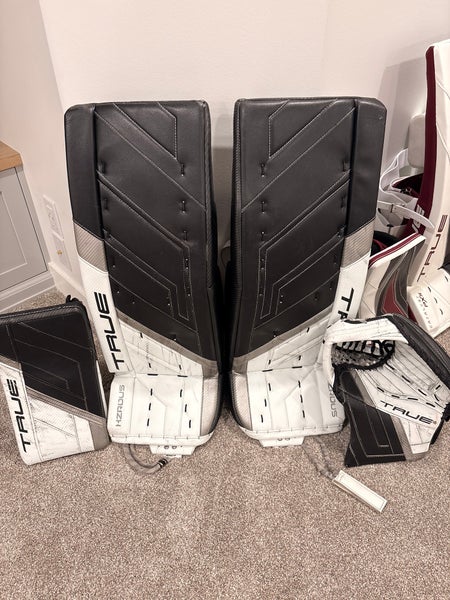 32" 2024 True HZRDUS PX4 Regular Goalie Full Set (Used)