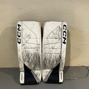 32" CCM EFlex 6 Goalie Leg Pads Pro Stock (Used)