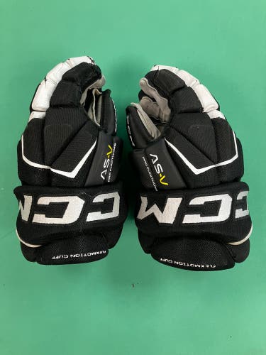 Black Junior CCM Tacks AS-V Gloves 12" (Used)