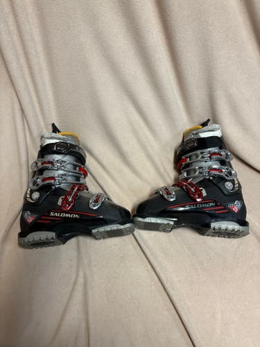 Mondo 25 & 25.5 Unisex Salomon All Mountain Iron4 7.5 Ski Boots (Used)